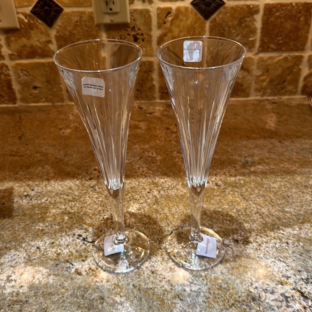 Reed & Barton Soho toasting flute pair